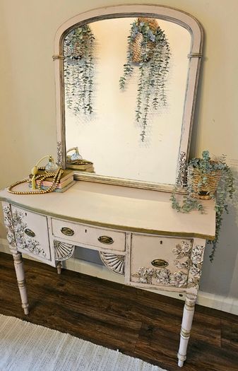 Vintage Dressing table with mirror