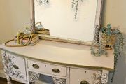 Dressing table