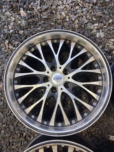 renault alloys