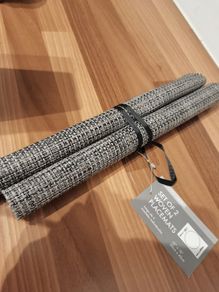 set of 2 woven placemats