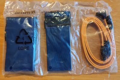 Set of IDE x 2 plus Sata cables.