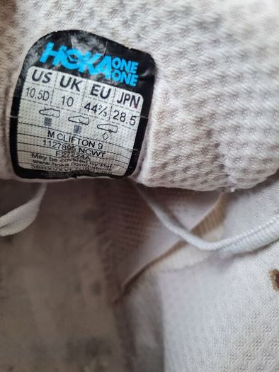 Hoka clifton 9 white Size 10 eu 44.5 in excellent condition