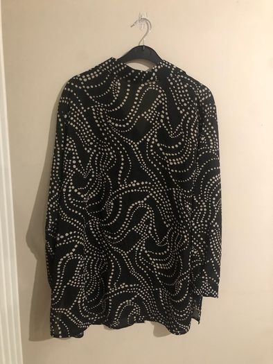Blouse (size 26)