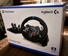 Logitech G29 Racing Wheel with pedals