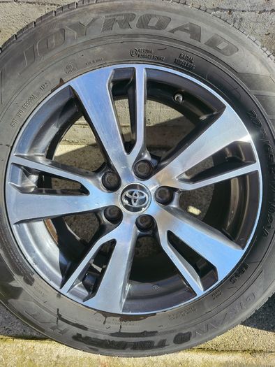 Genuine Toyota RAV4, Nissan, Mazda 17" Alloys & Tyres