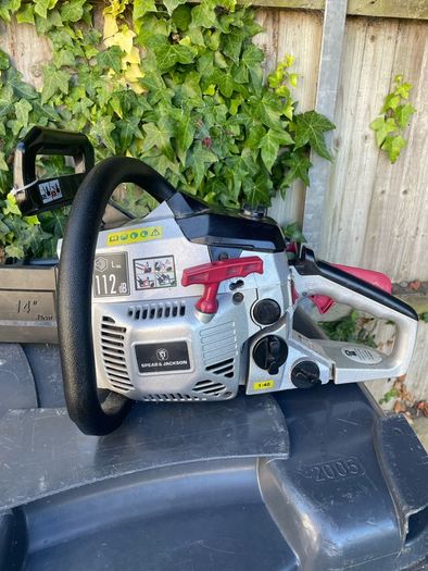 chainsaw