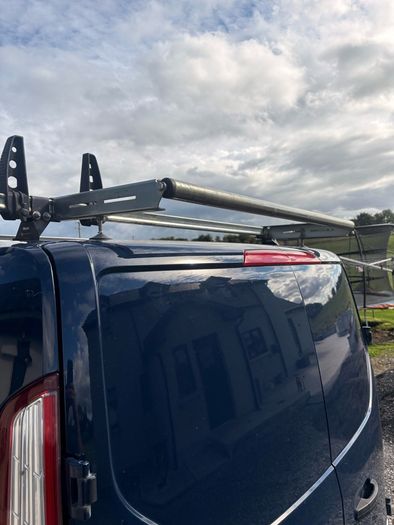 rhino roof bars