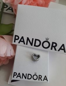 New genuine pandora heart charm