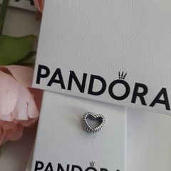 New genuine pandora heart charm