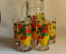 Vintage 1960's fruit print glasses and jug.