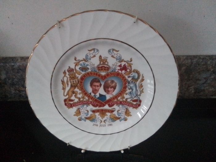 Three Royal Celebration Wedding Plates
