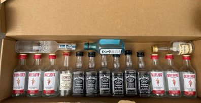 Jack Daniels whisky jameson vodka gin Bombay saphire hennessy mini empty bottles