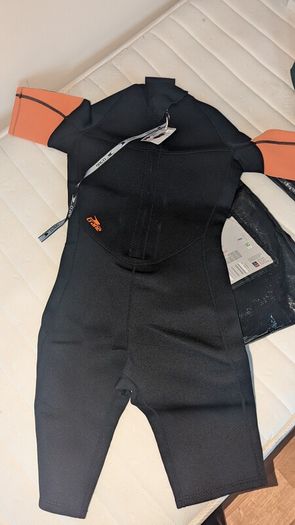 Wetsuit