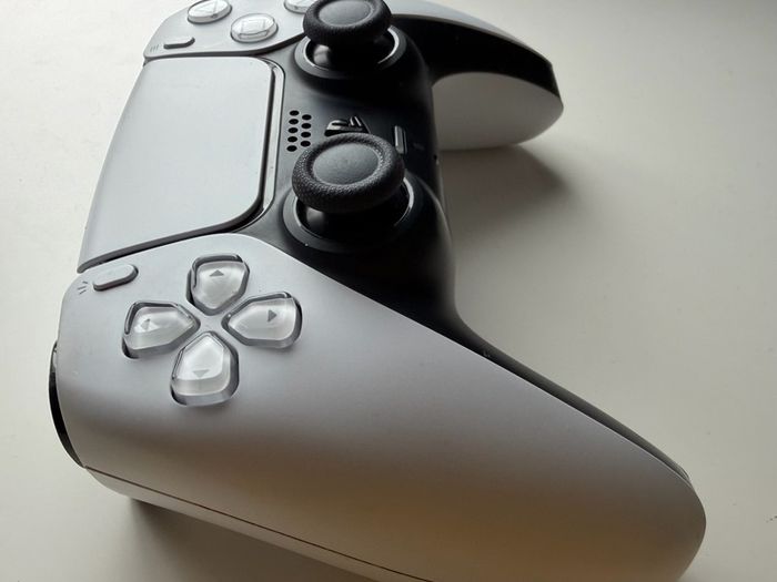 PS5 DualSense controller