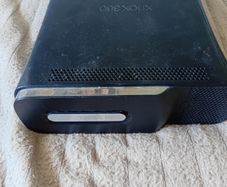 Xbox 360 Elite console with 120GB HDD