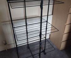 Clothes airer