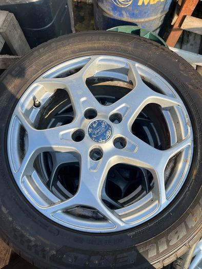Alloy wheels - various types and sizes