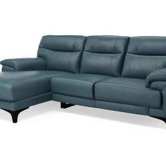 DFS Danbury Luxury Sofa Lightly Used, Like New