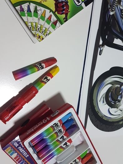 Pritt Oil Pastels with pastel holder + sharpener & Art Books / Xmas gift