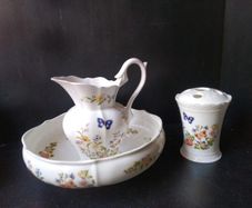 Ainsley Cottage Garden Vanity Set