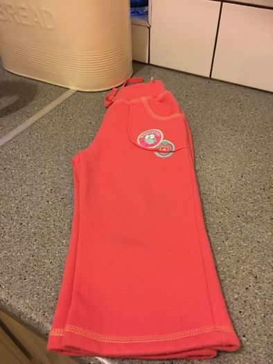 Girls new bottoms never worn 12/18 mths