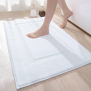 MULTIPLE SIZES AVAILABLE 40 x 60 cm, Non Slip Bathroom Mat, Soft Microfiber and Super Absorbent Bath Mats for Bathroom, Machine-Washable Bathroom Rug, White