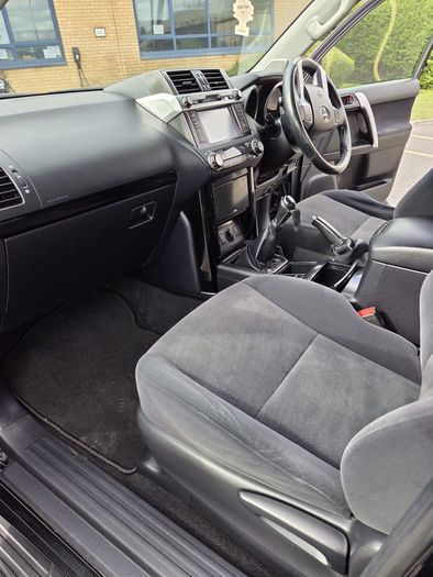 2016 Toyota Land Cruiser