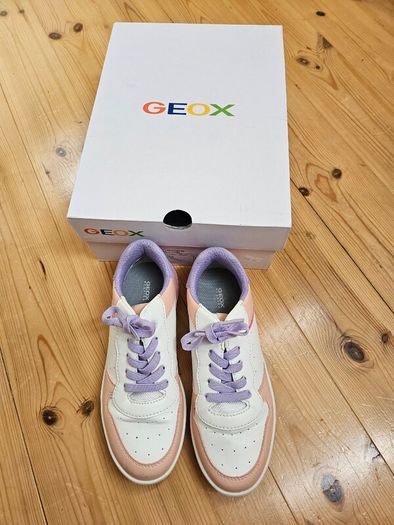 Girls Trainers Size 35