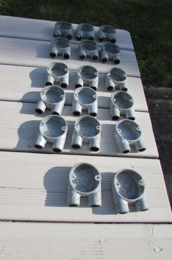 2 Way 20mm U Conduit Galvanised Box x 17