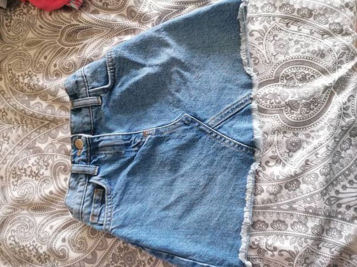girls skirt