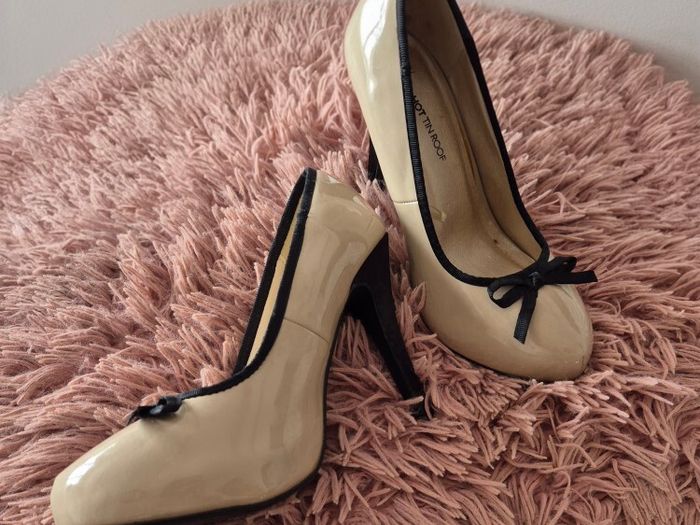 Selection of Brand New Size 5 Shoes