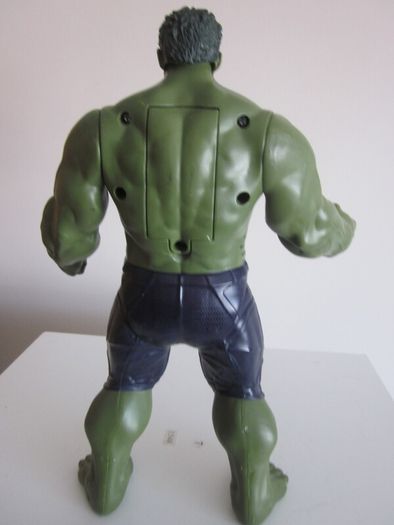 Incredible Hulk marvel Talking Figure12"