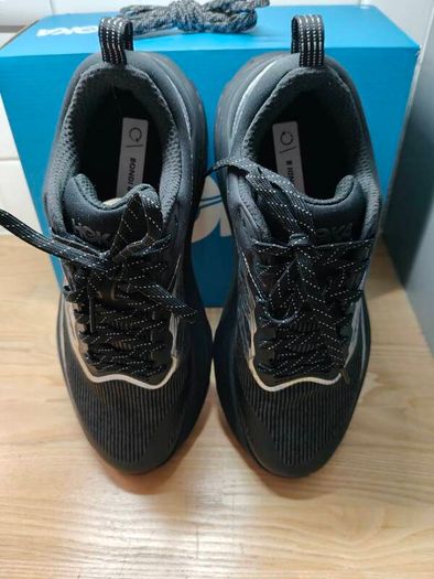 Hoka One One Bondi 8 Caged Stealth/Tech