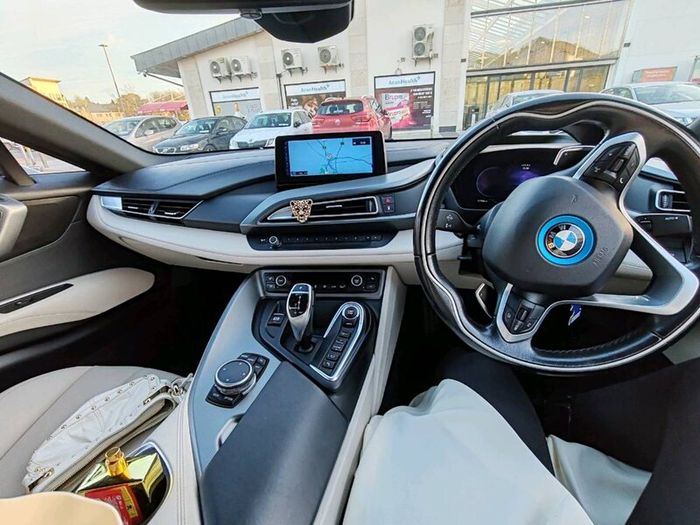 Rare Protonic blue I8 Future Classic