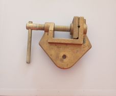 earth clamp