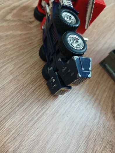 Transformer Optimus G1