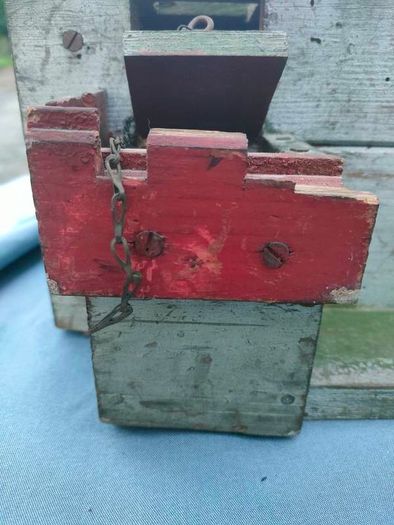 1928 vintage wooden fort.