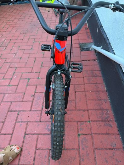 BMX Monty 139 race bike