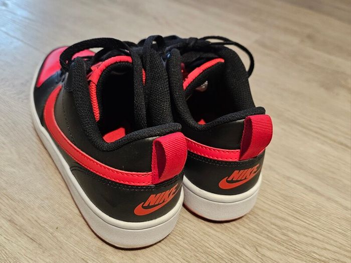 Nike shoes