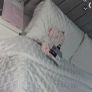 King size bed Image 3