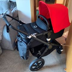 Bugaboo Fox Travel System. Includes car seat and bugaboo nappy changing bag and bugaboo travel board