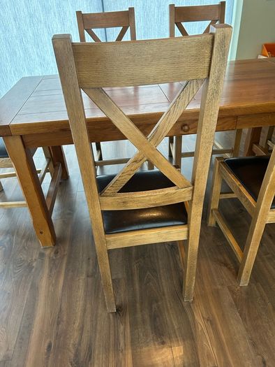 Kitchen Table and 6 Chairs