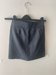 M&S grey skirt (as new) age 6