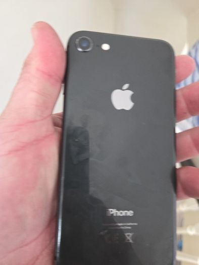iPhone 8
