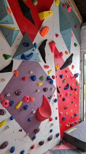bouldering
