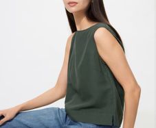 Uniqlo linen blend blouse BNWT
