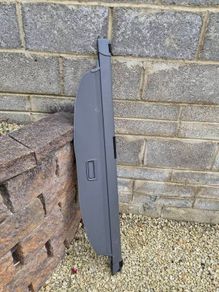 Land Rover parcel shelf