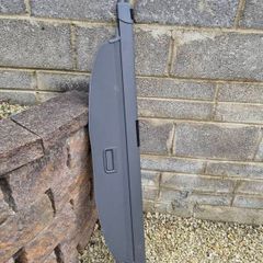 Land Rover parcel shelf