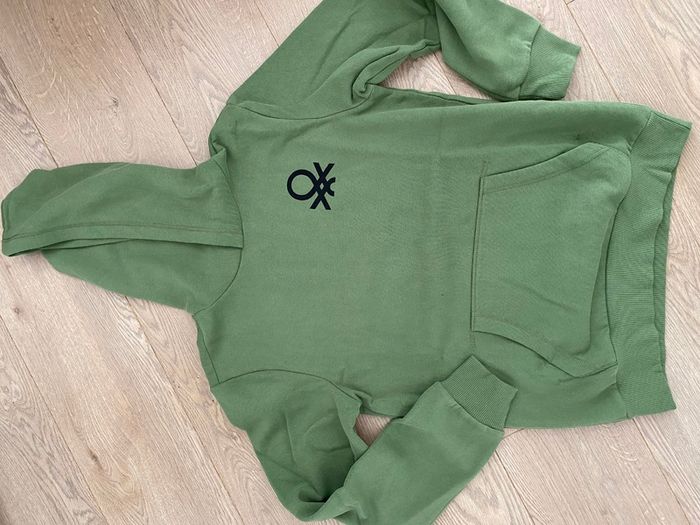 Benetton jumper with hood