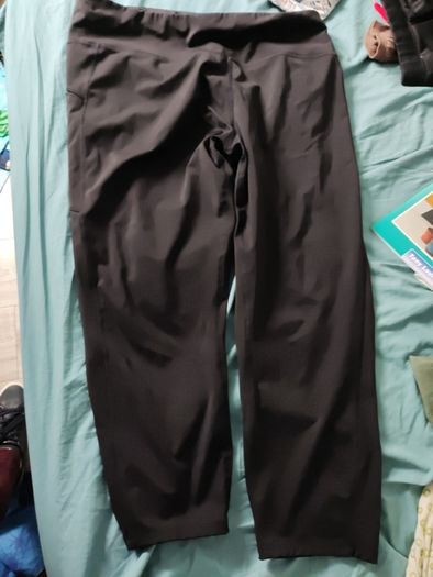 Good move Size 20 Black crop leggings